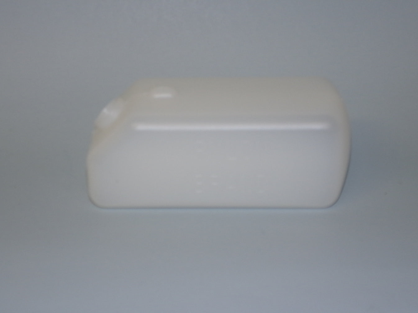4 oz Slant Tank
